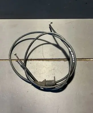 Opel Astra H Engine bonnet/hood lock release cable 218186591