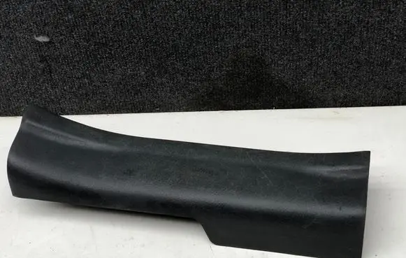 KIA Sorento Rear sill trim cover 858752P005