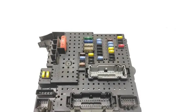 Volvo XC90 Fuse module 30786646