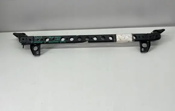 Opel Insignia B Front bumper support beam 84316408