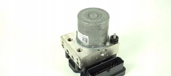 Mercedes-Benz CLA C118 X118 ABS Pump A1779007805