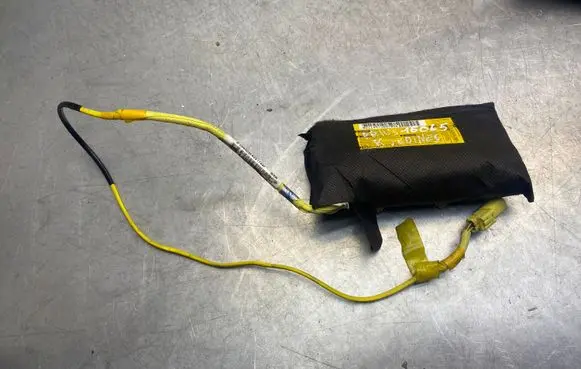Toyota Prius (NHW20) Seat airbag GA33200640