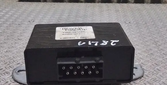 Land Rover Freelander Other control units/modules YWC107080