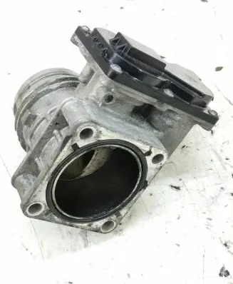 Hyundai Santa Fe Throttle valve 351002F900 19D271062