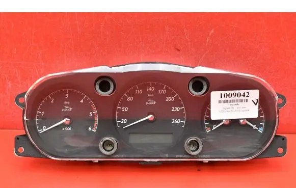 Speedometer (instrument cluster)
