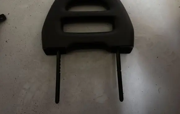 Iveco Daily 6th gen Front seat headrest 93896