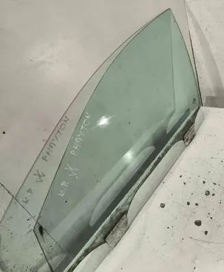Volkswagen Phaeton Front door window/glass (coupe) E000233