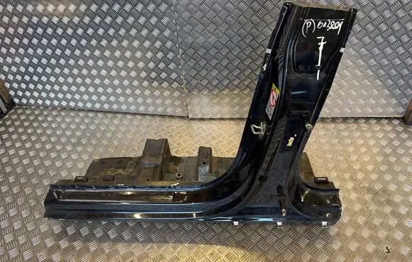 Audi A7 S7 4K8 Front sill (body part) 