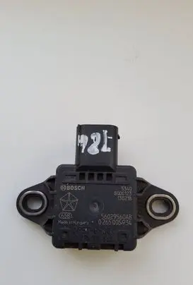 Chrysler Town & Country V ESP acceleration yaw rate sensor 56029560AB 0265005934 1275100853