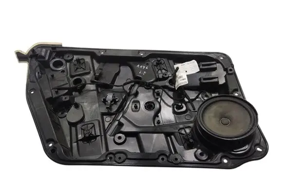 Mercedes-Benz A W176 Front door window regulator with motor A1767200179
