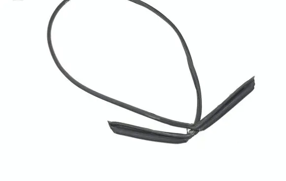 Jaguar XK - XKR Seal rubber (tailgate) C2P16667