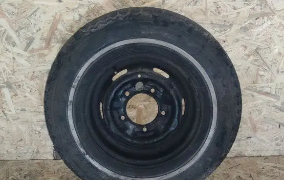 Rolls-Royce Silver Shadow R15 spare wheel 