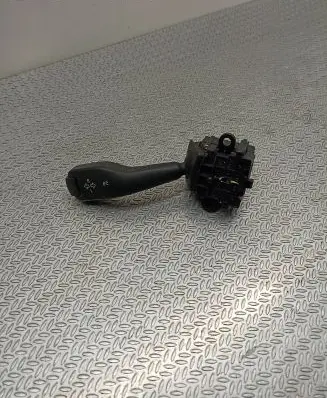 BMW 3 E46 Indicator stalk 8363668K 01104010