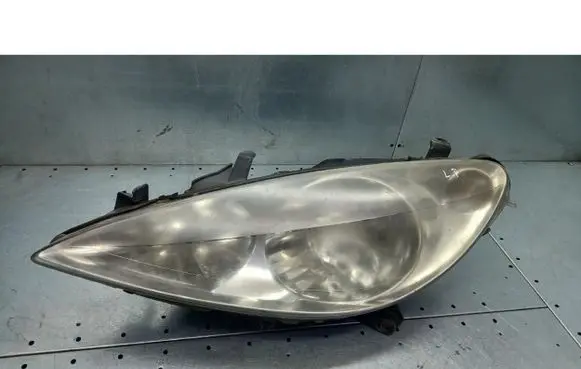 Peugeot 307 Front reflector 9634369580