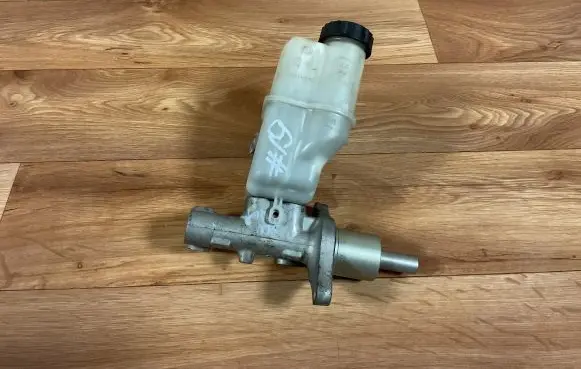 Peugeot 407 Master brake cylinder 9646980980 03350885121