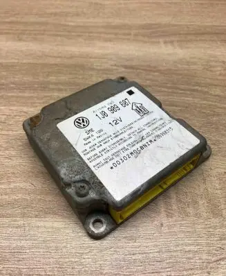 Volkswagen PASSAT B5 Airbag control unit/module 1J0909607 5WK4199