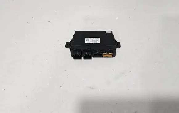 Polestar 4 Seat heating relay 80019189 P6608176778 600606374