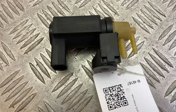 Volvo XC90 Turbo solenoid valve 31339808