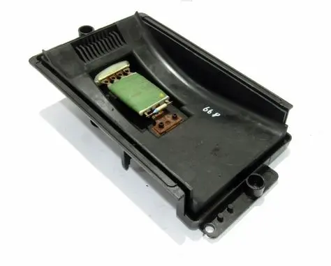 Volkswagen Lupo Heater blower fan relay VALEO