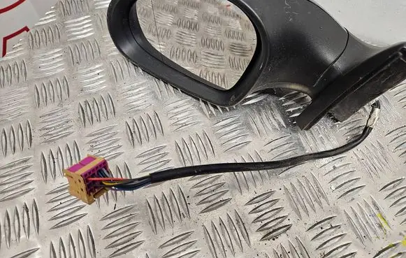 Seat Ibiza III (6L) Front door electric wing mirror 6L1857507AD E9014142