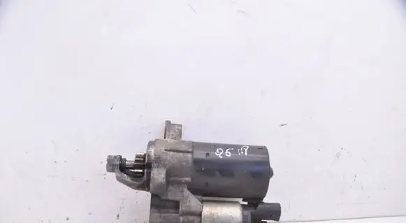 Audi Q5 SQ5 8R Starter motor 06H911021A