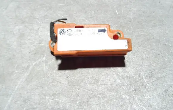 Volkswagen New Beetle Airbag deployment crash/impact sensor 1J0909606Q