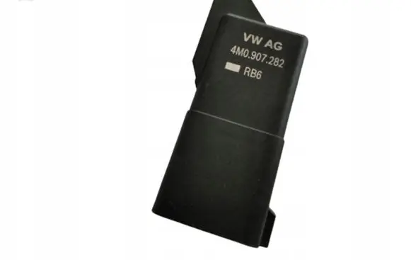 Audi Q7 4M Other relay 4M0907282