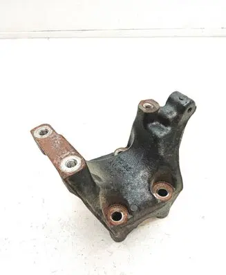 Audi A4 S4 B9 8W Engine mounting bracket 04L131159C