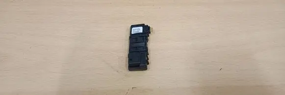 Mercedes-Benz C W204 Rain sensor A2048210851 2940708500 0A00B8089914