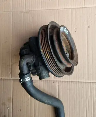Ford Mondeo MK II Power steering pump