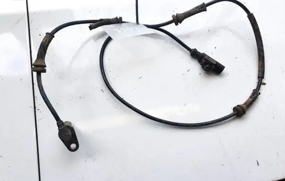 Land Rover Discovery 3 - LR3 ABS brake wheel speed sensor
