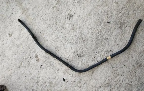 Honda HR-V Fuel return line/hose 1928301276