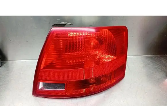 Audi A4 S4 B7 8E 8H Rear/tail lights 8E9945096E