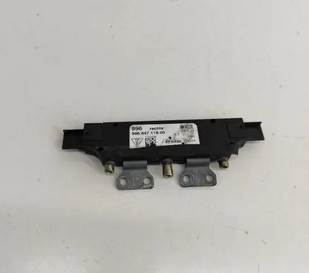 Porsche 911 996 Aerial antenna amplifier 99664711800