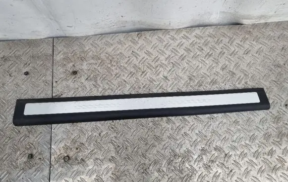 Opel Astra H Front sill trim cover 13238379 498166255