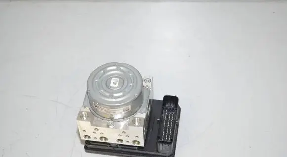 BMW 2 F45 ABS Pump 6880547 6880546