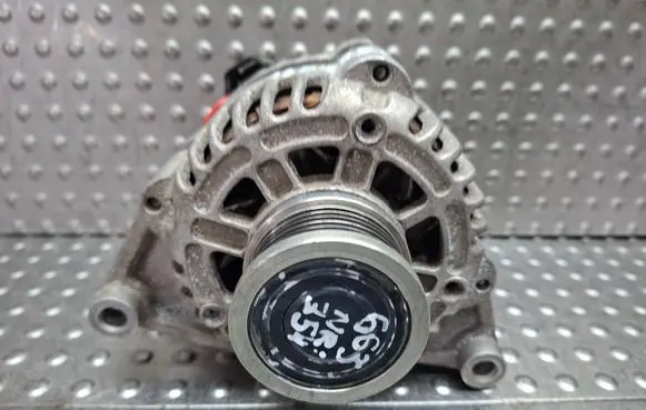 Opel Meriva B Generator/alternator S27624354 13579663