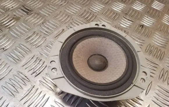 Subaru Forester SG Rear door speaker 86301SA080