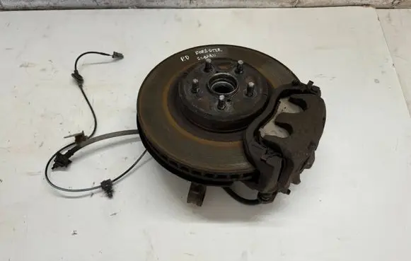 Subaru Forester SJ Front wheel hub