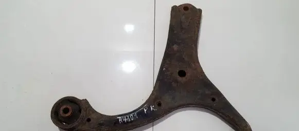 KIA Rio Front lower control arm/wishbone 545842e000 54584-2e000