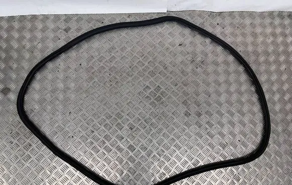 Audi Q5 SQ5 Front door rubber seal 80A831721D