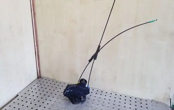 Front door lock