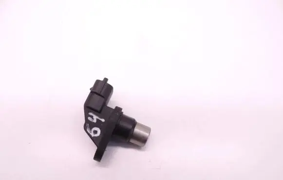 Volvo S60 Camshaft position sensor 8631533