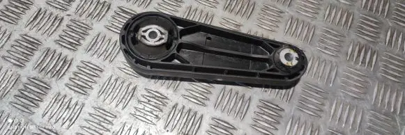 Porsche Macan (95B) Engine mounting bracket 7PP199331