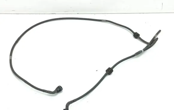 Mazda CX-5 II Windshield washer spray nozzle 