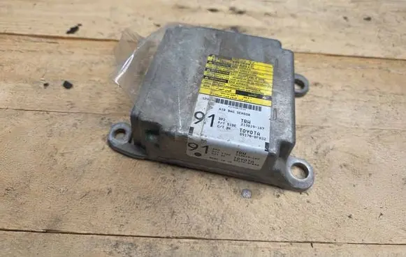 Toyota Corolla E140 E150 Airbag control unit/module 891700F032