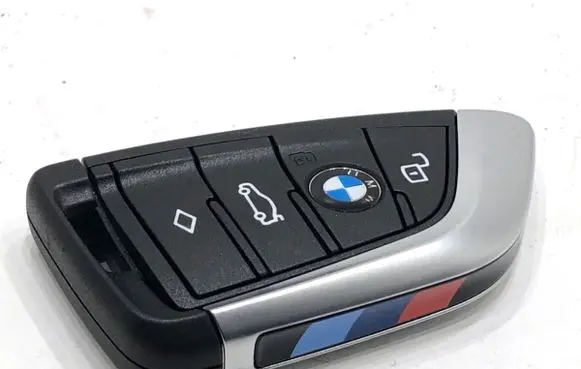 BMW 2 F44 Ignition key/card 