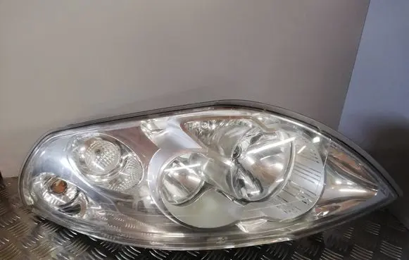 Renault Master III Headlight/headlamp 260600049R
