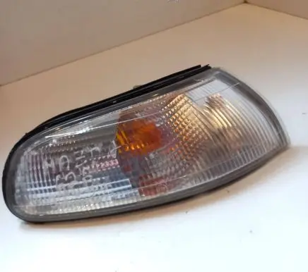 Mazda 626 Front indicator light 21061612