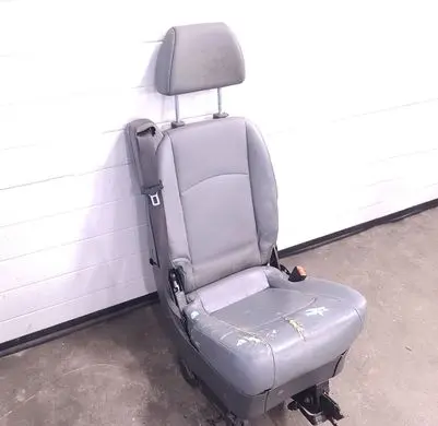 Mercedes-Benz Vito Viano W639 Second row seats 